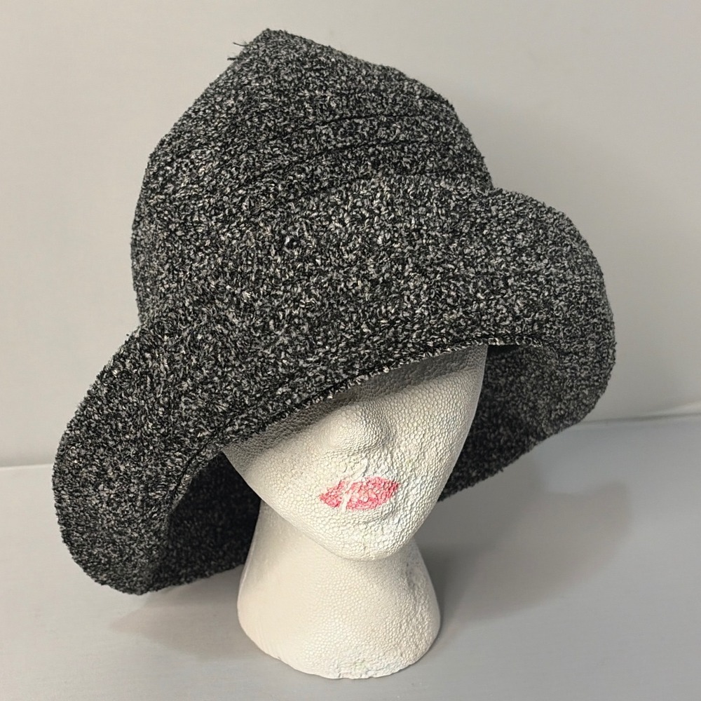London Fog Black White Salt and Pepper Knit Bucket Hat Marled Cloche RN29219